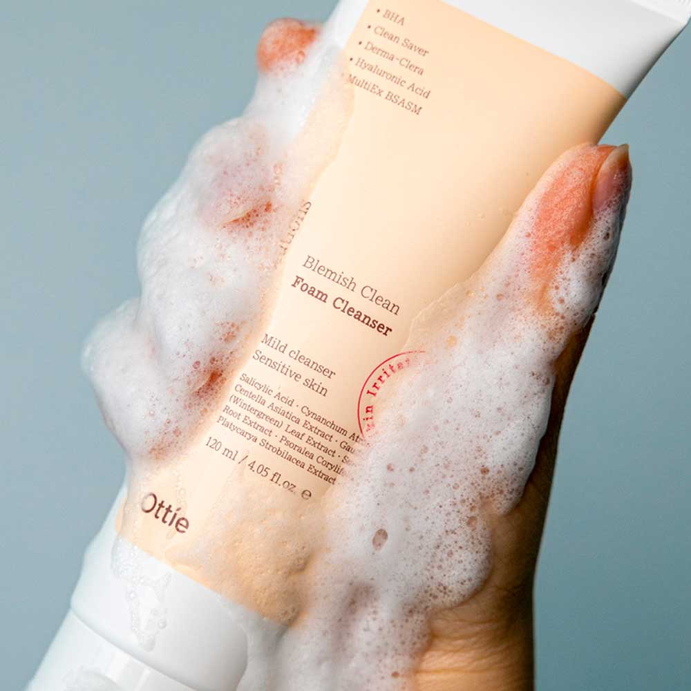 Очищающая пенка для проблемной кожи с салициловой кислотой Ottie Blemish Clean Foam Cleanser 120 мл
