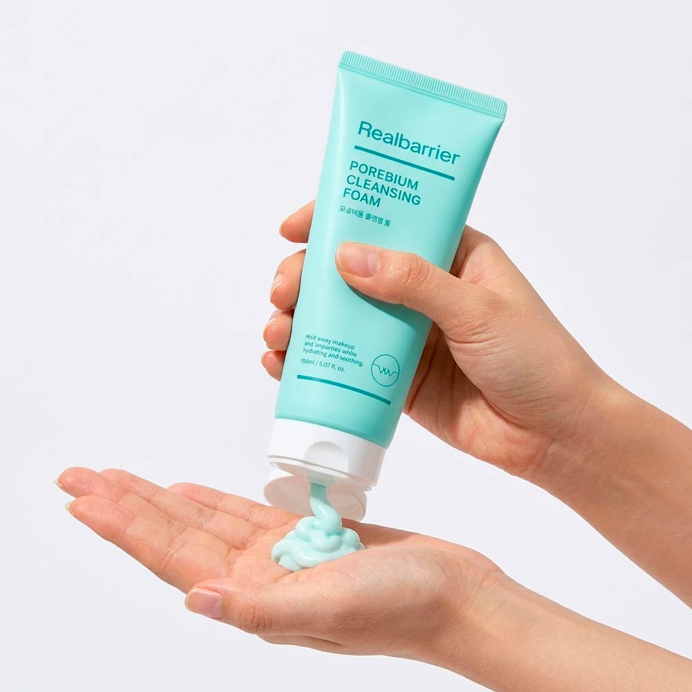 Энзимная пенка с кислотами для очищения кожи лица Real Barrier PoreBium Cleansing Foam 150 мл