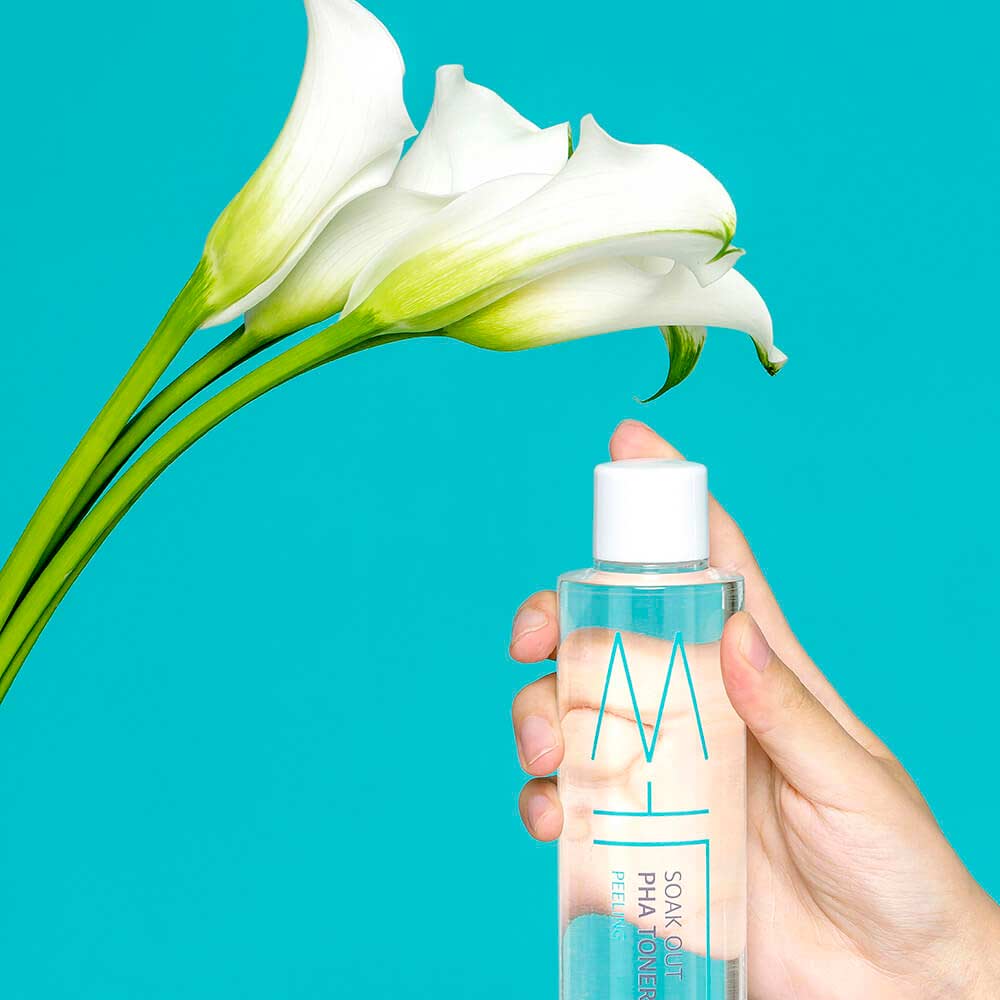 Отшелушивающее средство-тонер для лица с PHA-кислотами Ottie Soak Out PHA Toner Peeling 210 мл