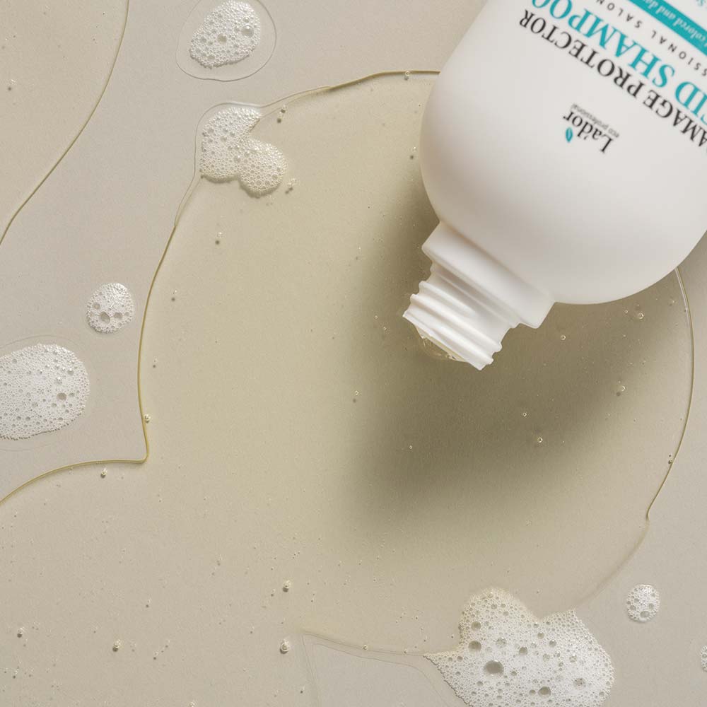 Бесщелочной шампунь с коллагеном и аргановым маслом Lador Damaged Protector Acid Shampoo 900 мл 