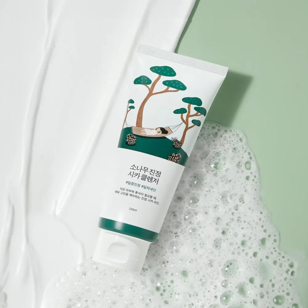 Успокаивающая пенка для умывания Round Lab Pine Calming Cica Cleanser 150 мл