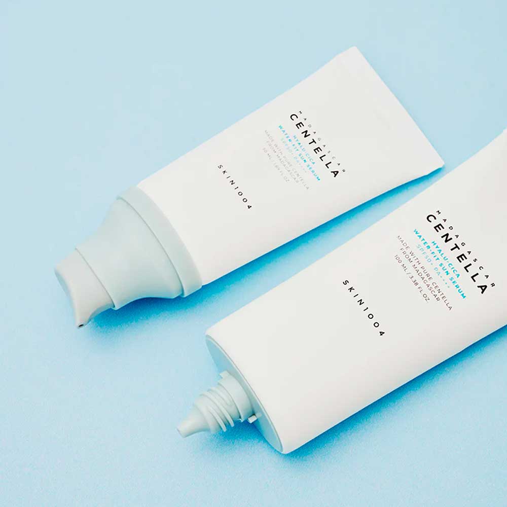 Солнцезащитная сыворотка c центеллой SKIN1004 Madagascar Centella Hyalu-Cica Water-Fit Sun Serum SPF50+ PA+++ 50 мл