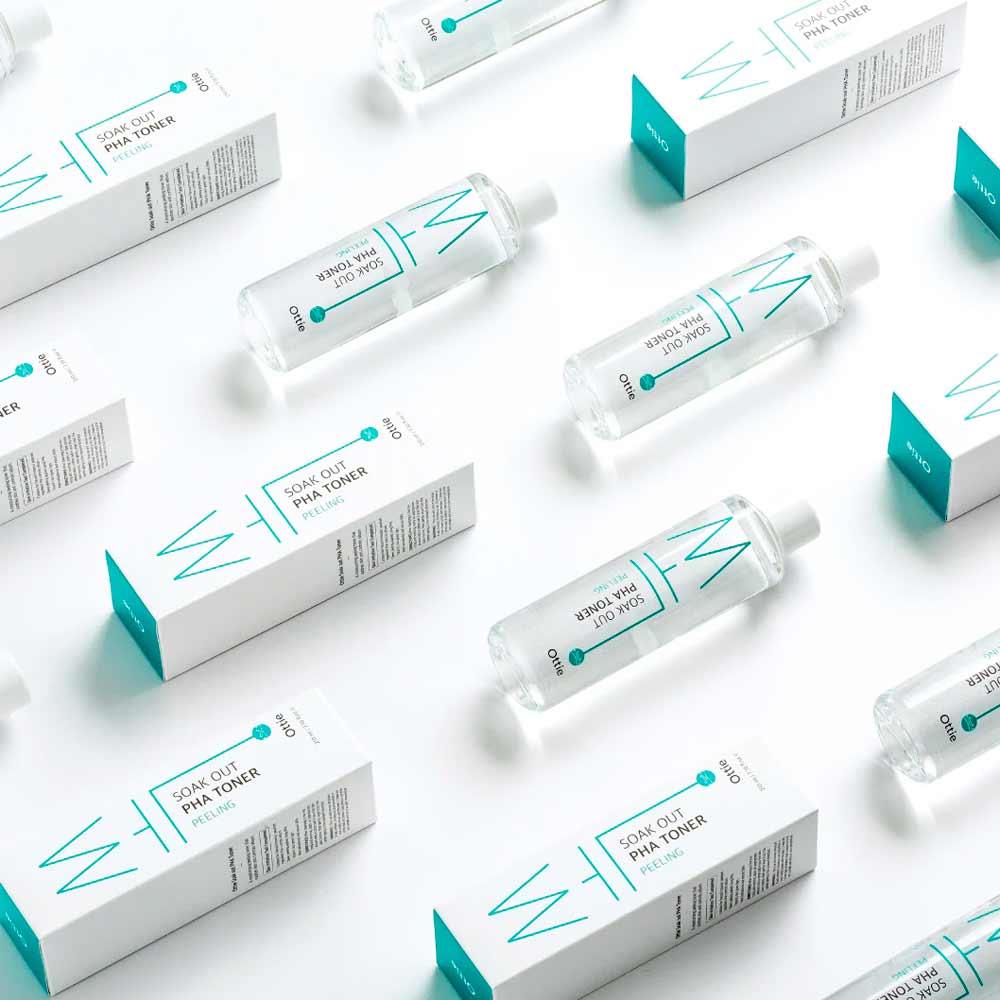 Отшелушивающее средство-тонер для лица с PHA-кислотами Ottie Soak Out PHA Toner Peeling 210 мл