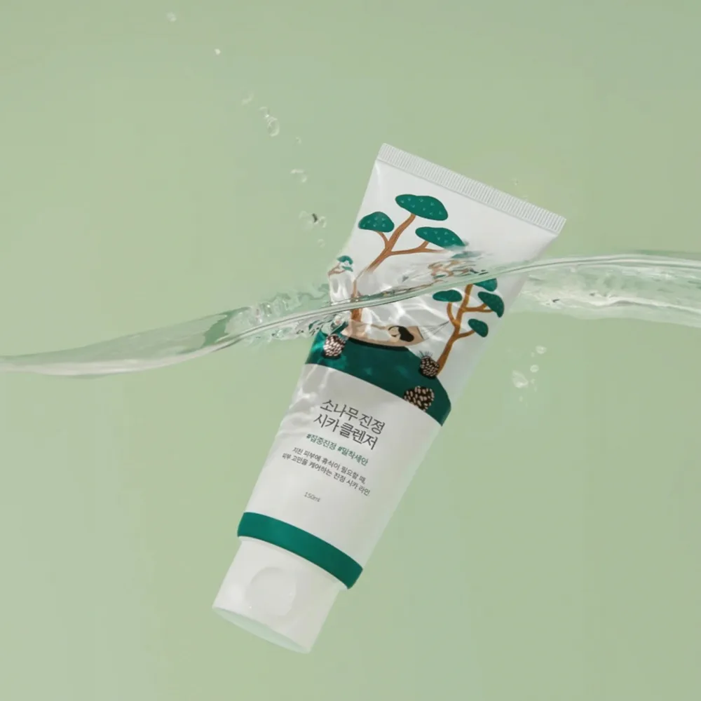 Успокаивающая пенка для умывания Round Lab Pine Calming Cica Cleanser 150 мл