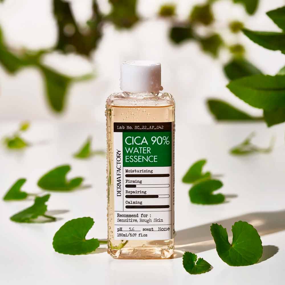 Успокаивающее средство-тонер для лица с центеллой Derma Factory Cica 90% Water Essence 150 мл