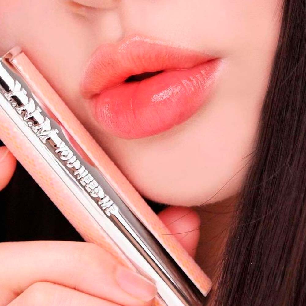 Увлажняющий бальзам для губ оранжевый You Need Me Candy Honey Lip Balm Orang Red OR101 3,2 г