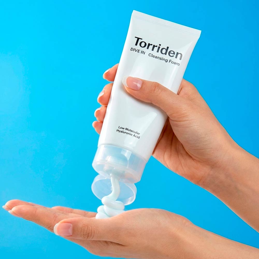Гипоаллергенная пенка для умывания Torriden Dive In Low Molecular Hyaluronic Acid Cleansing Foam 150 мл